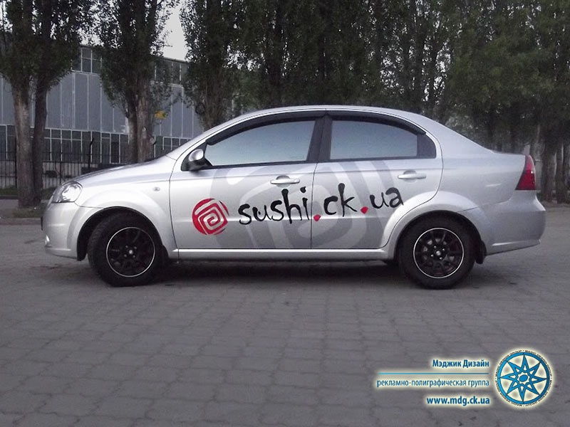 Оклейка авто винилом для Sushi.ck.ua